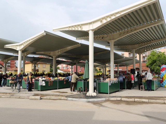 Pijaca 3